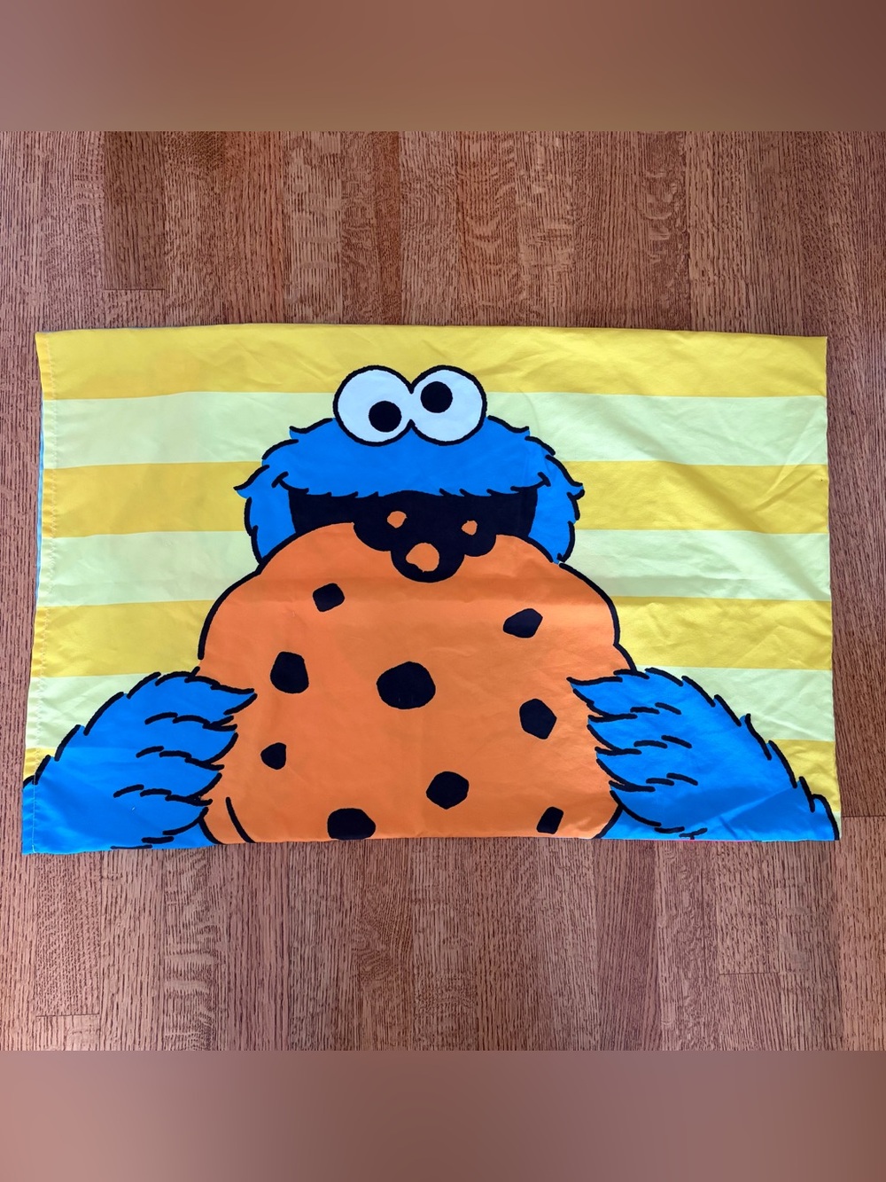 Jay Franco Sesame Street Reversible Pillowcase – Elmo & Cookie Monster Colorful